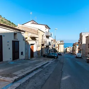 https://white-castellammare-del-golfo.sicilyhotelsitaly.net